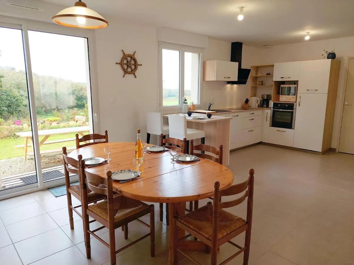 Single Storey Holiday Home In Plouarzel 0*,